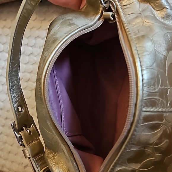 Women's Coach Purse used - Picture 3 of 4